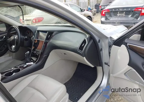 2018 Infiniti Q50 3.0T Luxe z USA, uszkodzony, nr VIN JN1EV7AP0JM352651